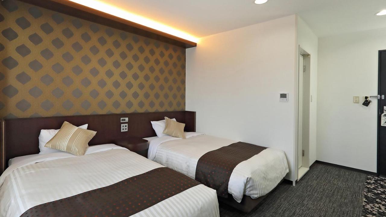 Hotel Annex Inn Shinhidaka Bagian luar foto