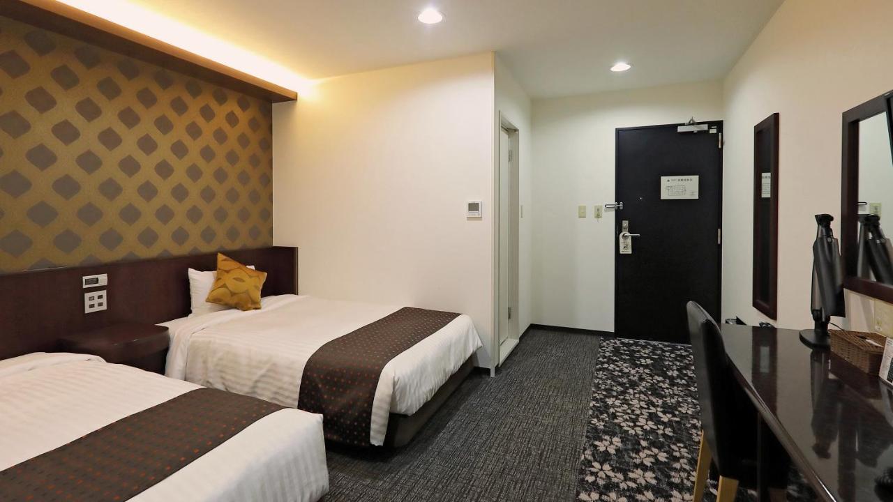 Hotel Annex Inn Shinhidaka Bagian luar foto