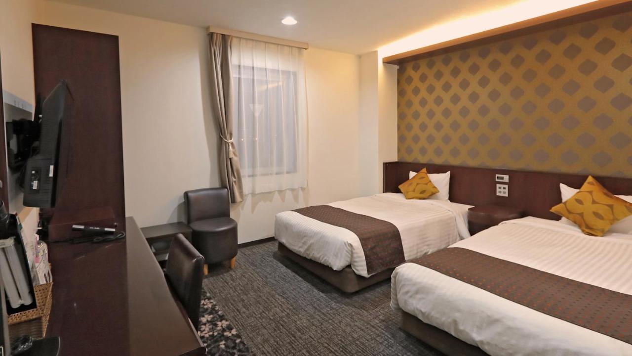 Hotel Annex Inn Shinhidaka Bagian luar foto